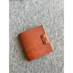 Hypatia Deri Defter - 15x15 cm 