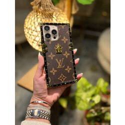 Louis Vuitton Gold Kasalı Deri Kılıf