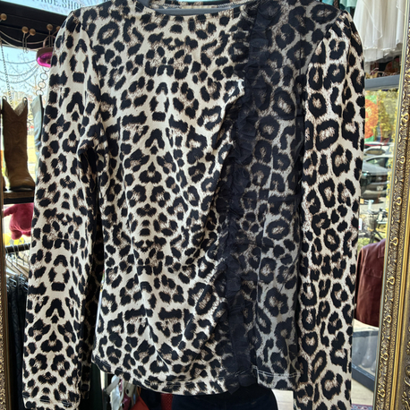 Leo Long Sleeve Top