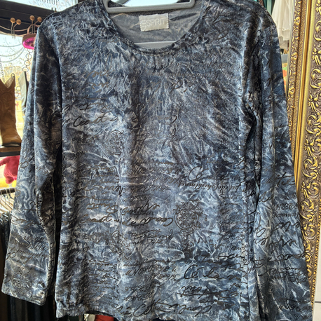 Esprit Long Sleeve Top