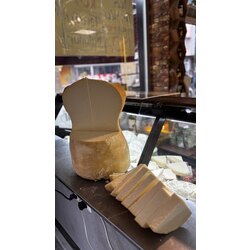 KOYUN DERİ TULUM PEYNİRİ 500 Gr 
