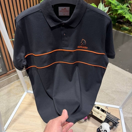 Hermès Paris: Turuncu Detaylı İkonik Polo Yaka