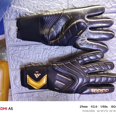 Adidas eldiveni 8 9 numara mevcut 