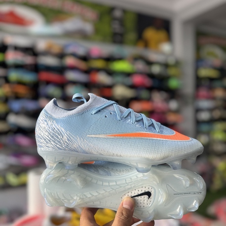 Nike MERCURİEL 40/45 arası 2 li alımda havalede 4000