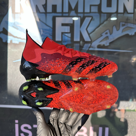 Yeni Sezon Predator Freak Elite Tamprof