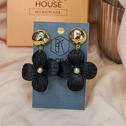 Ivory black incili siyah küpe