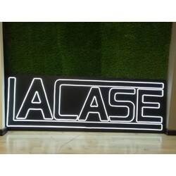 LA CASE