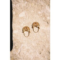 Marde, Avaşîn Earring