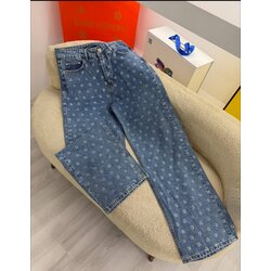 Wng Jean