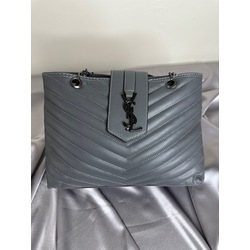 Yves Saint Laurent 