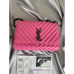 Yves Saint Laurent 