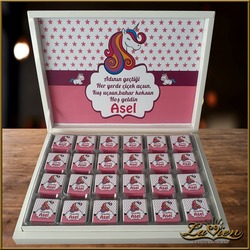 UNICORN BEBEK ÇİKOLATASI Kişiselleştirilebilir 72 Adet Madlen Kutu