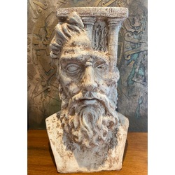Antik Zeus Heykeli