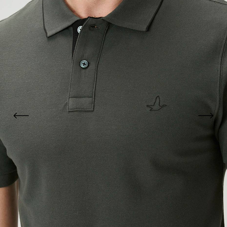 Bymn Yakalı T-Shirt 