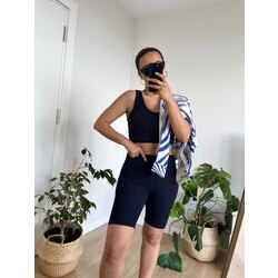 lacivert crop 