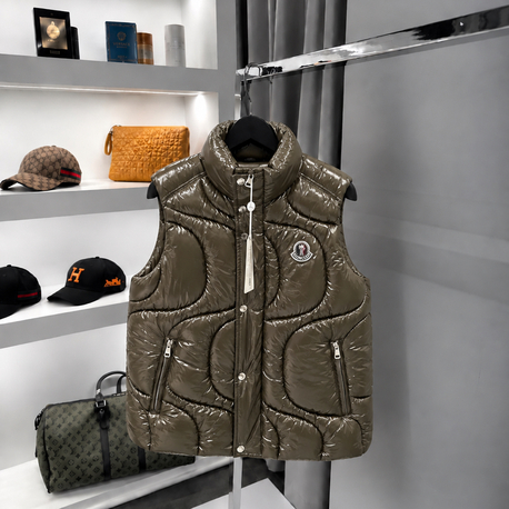 Moncler Yelek
