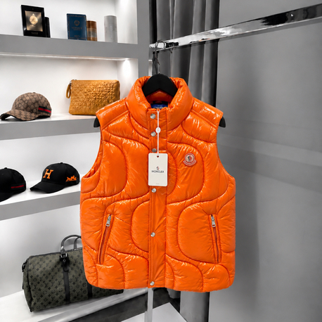 Moncler Yelek