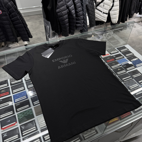 Armani T-shirt 