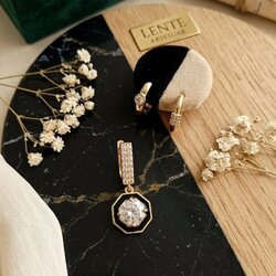 Lente Aksesuar Kadın Xuping Gold Siyah Taşlı Geometrik Küpe Kombini