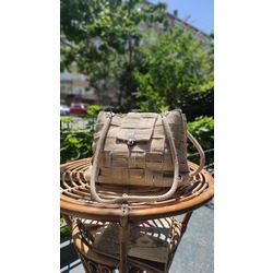 Lucite Saplı Vintage Beyaz Dokuma Çanta