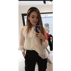 Ekru Beyaz Bluz