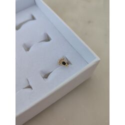 Siyah Taş Detaylı Yelpaze Cerrahi Çelik Piercing / Gold