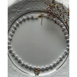 İncili butterfly kolye 
