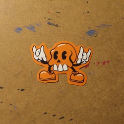  Turuncu Rockçı Kurukafa - Sticker 