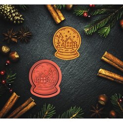Kar Küresi ev ve ağaçlar noel
