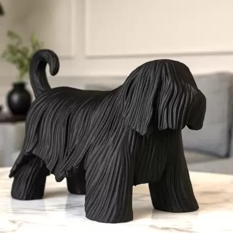 Minimalist Komador Köpek