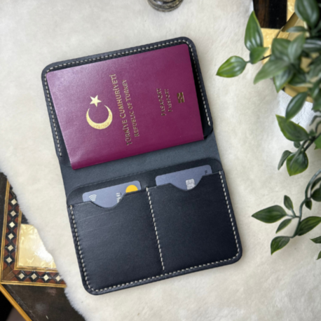 Plethora Pasaport Wallet / Siyah Vegetal Leather