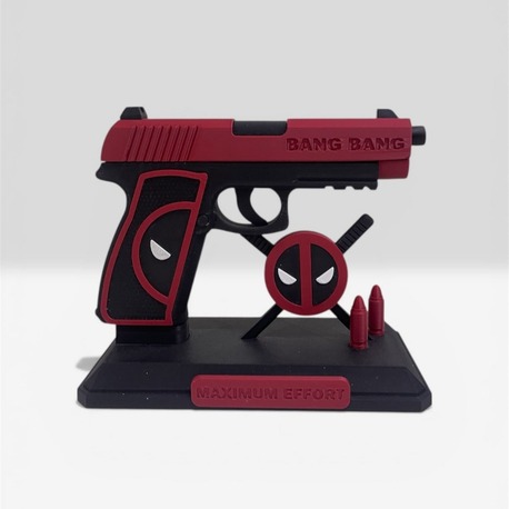 Deadpool Temalı Dekoratif Silah Figür – Koleksiyonluk Masa Aksesuarı