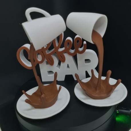 EV DEKOR Dökülen Kahve Kupa Dekoru (2’li Set) – 3D Baskı 