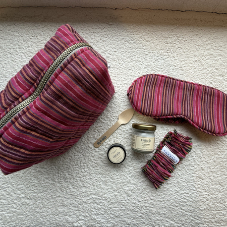 LovendaxVienurla Traveller Kit 1
