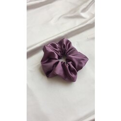 lilly scrunchie 