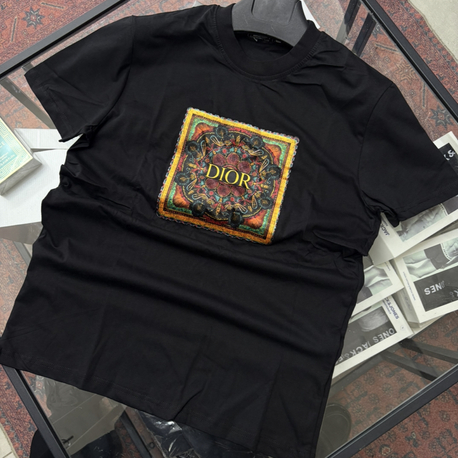 DIOR T SHIRT