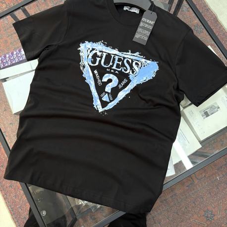 GUESS T SHIRT