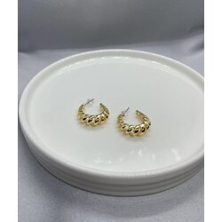 Uzun kıvrımlı gold halka küpe