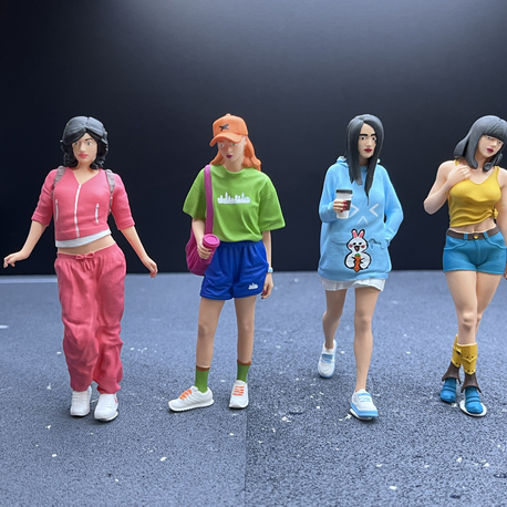 1/18 Genç Kızlar Figür Seti