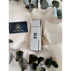 Carolina Herrera 212 Vip Men