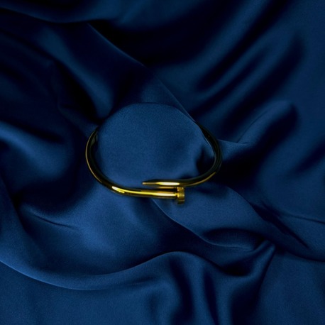 Cartier Gold Çivi Kelepçe