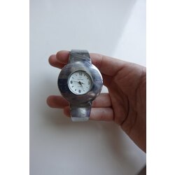 00’lar retro quartz saat
