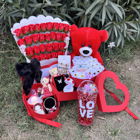 LOVE HEDİYE KUTUSU
