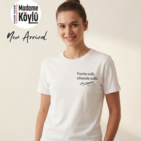 YAZI BASKILI BEYAZ T-SHIRT