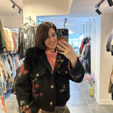 Italyan Kece Cicekli Ceket Mont