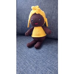 Amigurumi Rl Yapımı Kız Bebek Kahverengi-Sarı