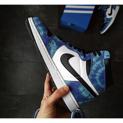NIKE AİR JORDAN TİE DYE
