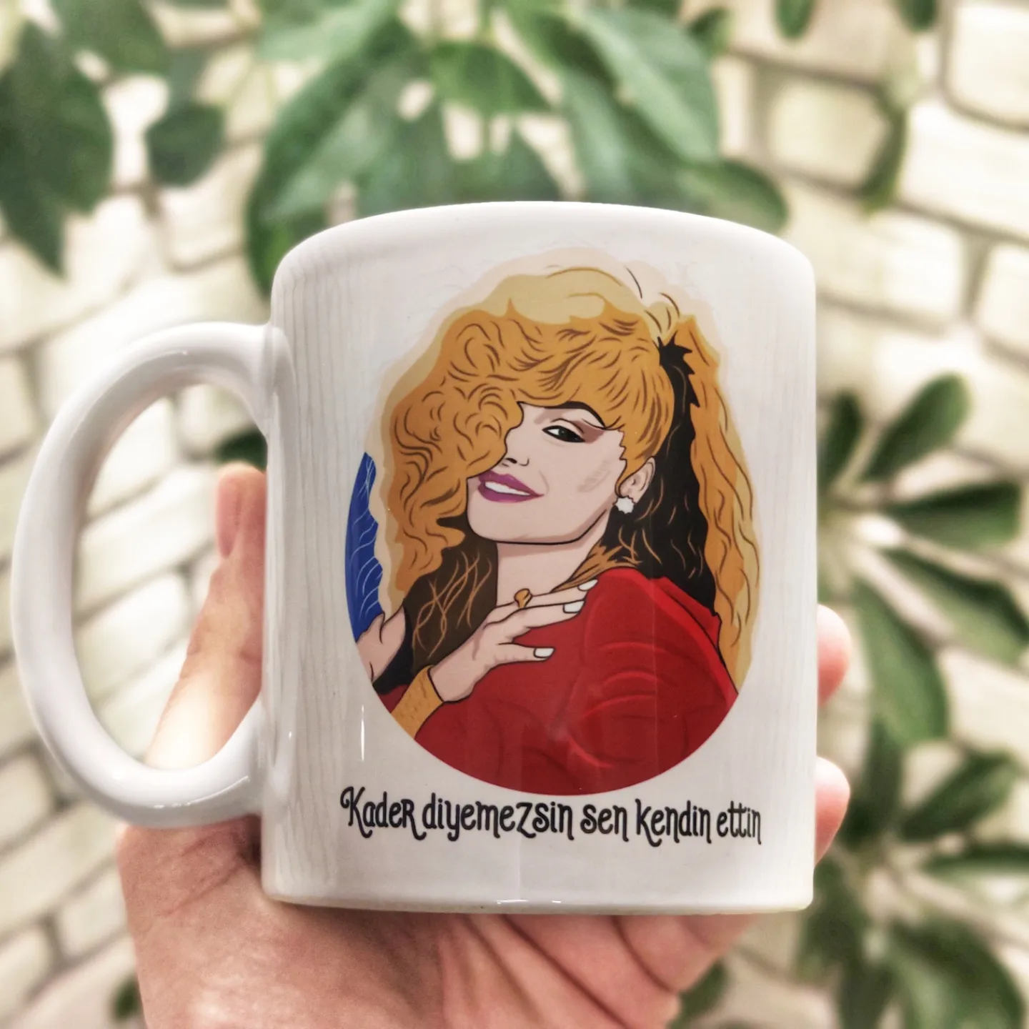 Bergen çizimli kupa 