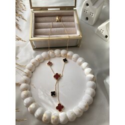 Bordo Siyah One Cleaf Sallantılı Kolye