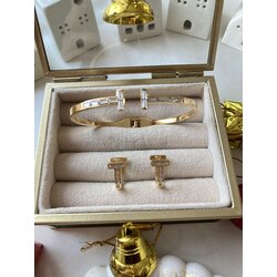 Baget Taşlı Tiffany T Küpe